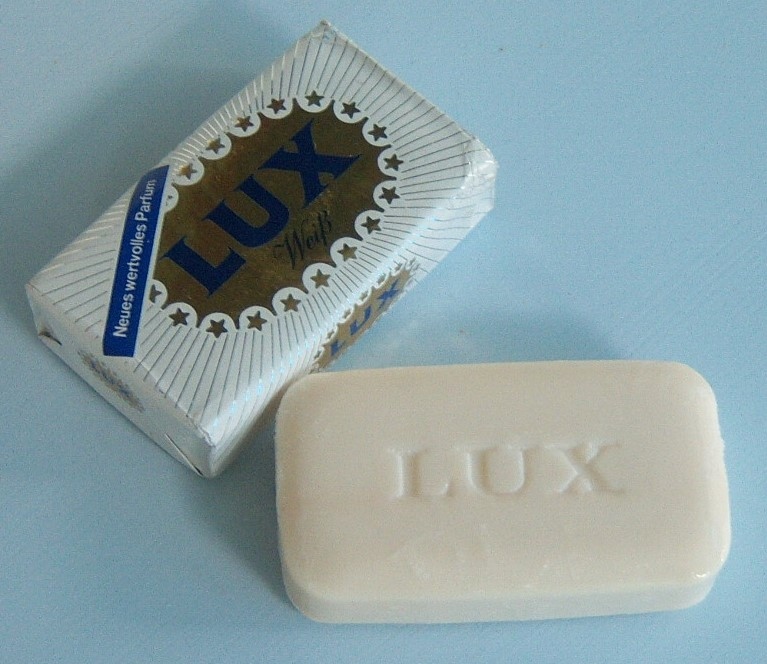 Vintage-Seife von Lux. Riecht toll!